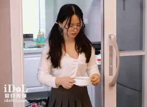 Cục vàng về quê ăn tết bị bố dượng đụ vì càng lớn càng ngon