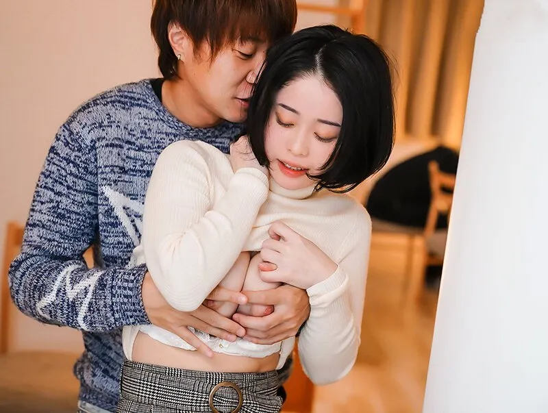 Người chồng say xỉn, vợ yêu lén lút bét nhè với bạn học sau bữa tiệc họp lớp tại nhà